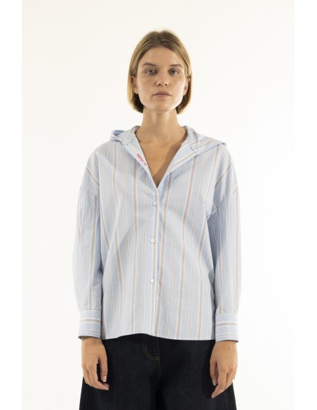 Camisa com capuz Kontatto