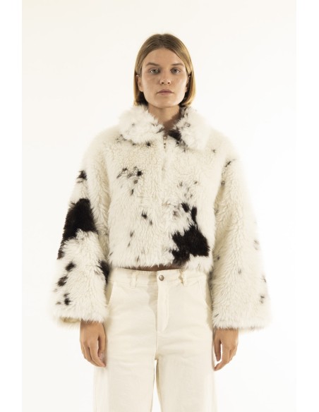 Casaco de pêlo curto padrão vaca Kontatto