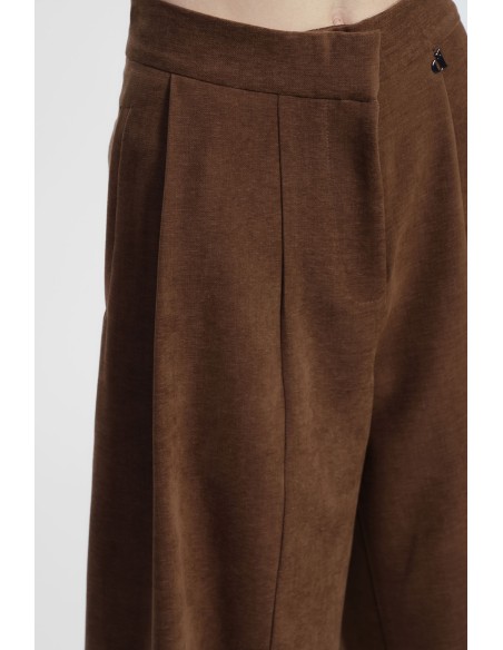 Calças Palazzo Amplas Com Pregas E Bolsos Laterais Dixie