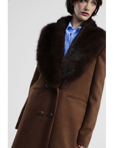 Casaco longo com gola em pelo e botões duplos Dixie