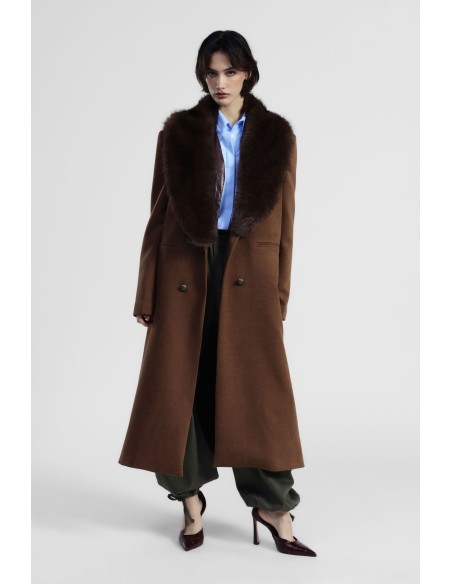 Casaco Comprido Com Gola em Pele e Botões Duplos Dixie