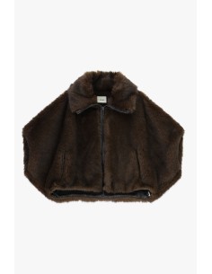 Casaco Curto em Pele Sintética com Fecho de Correr Frontal Dixie