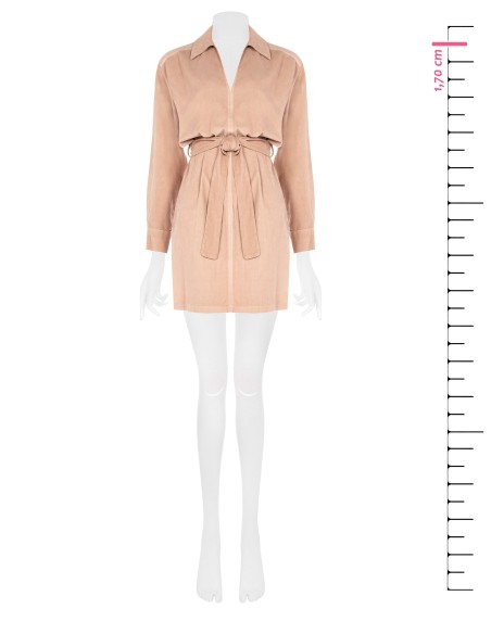 Vestido curto em veludo cotelê com decote em V e bolsos Rinascimento