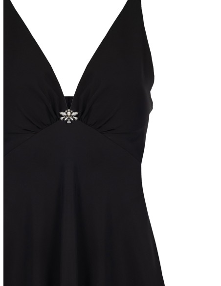 Top acinturado em cetim decotado com copas e broche joia Rinascimento