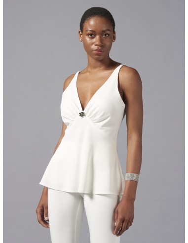 Top acinturado em cetim decotado com copas e broche joia Rinascimento