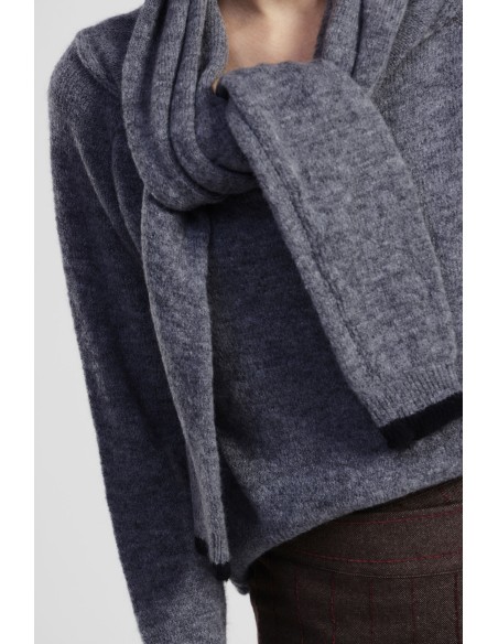 Camisola de gola redonda com cachecol integrado atado Dixie