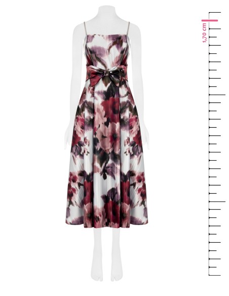 Vestido midi em cetim com saia rodada e bolsos Rinascimento