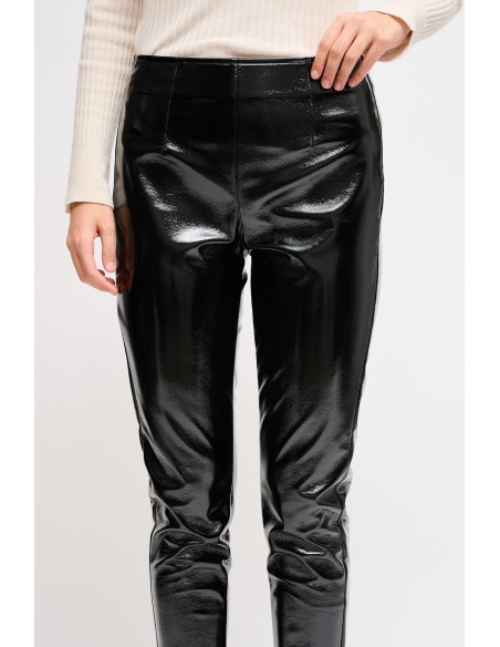 Calças em Vinil Maryley