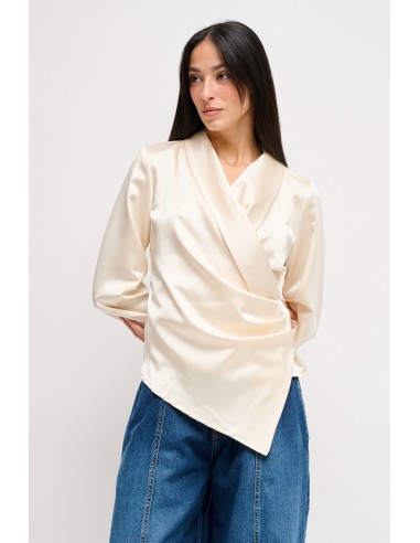 Blusa com barra assimétrica Maryley