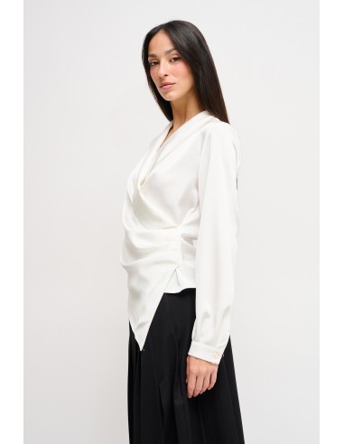 Blusa com Barra Assimétrica Maryley