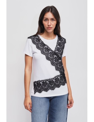 T-shirt com detalhes em renda Maryley