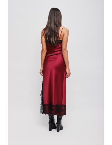 Saia longa em cetim com renda Maryley