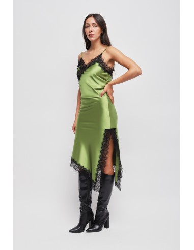 Saia em cetim com barra assimétrica e renda Maryley