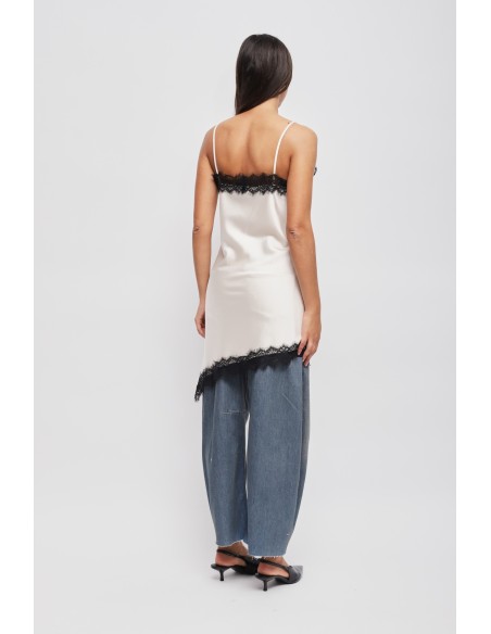 Vestido Satinado Assimétrico com Renda Maryley