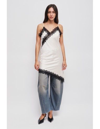 Vestido Assimétrico em Cetim com Renda Maryley