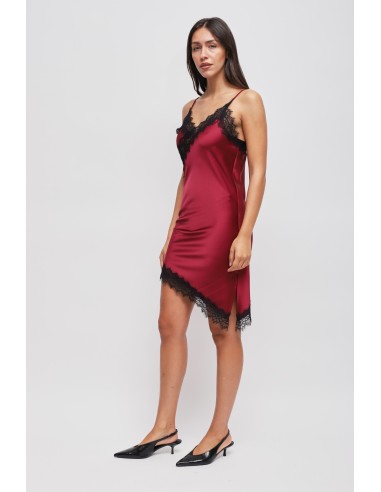 Vestido Acetinado Assimétrico com Renda Maryley