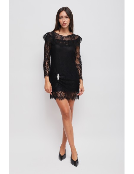 Mini Vestido em Renda com Detalhe de Jóia Maryley