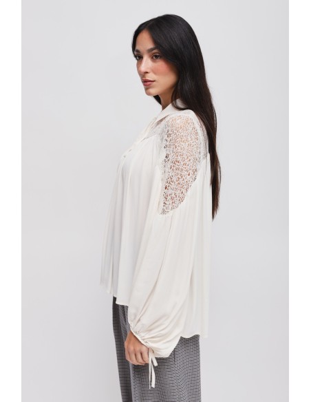 Blusa em viscose com laço Maryley