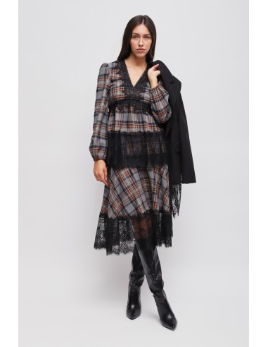 Blusa xadrez com detalhes em renda Maryley