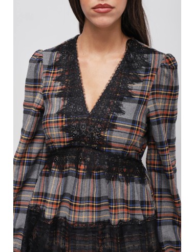 Blusa xadrez com detalhes em renda Maryley