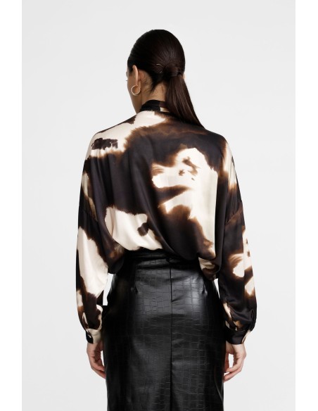 Blusa Estampa Abstrata Com Laço E Mangas Longas Dixie