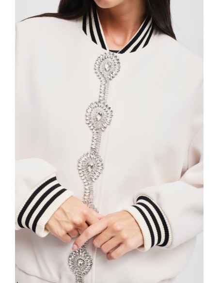 Bomber com detalhe de joia Maryley