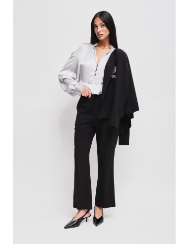 Casaco com aplicações em strass Maryley