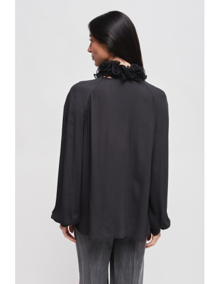 Camisa Em Viscose Com Gola Vitoriana Maryley