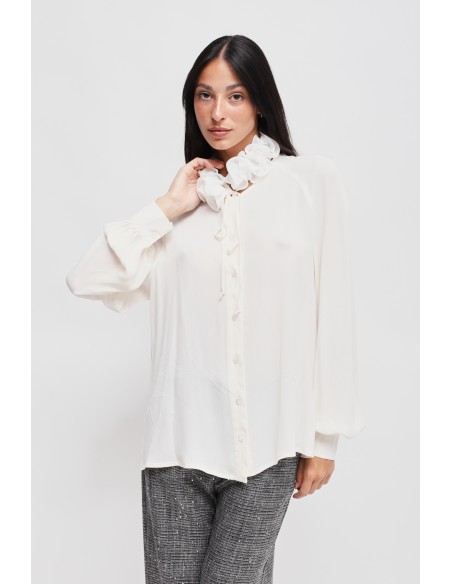 Camisa em Viscose com Colarinho Vitoriano Maryley