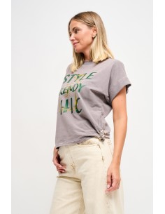 T-shirt Casual Chic com Estampa Maryley 2