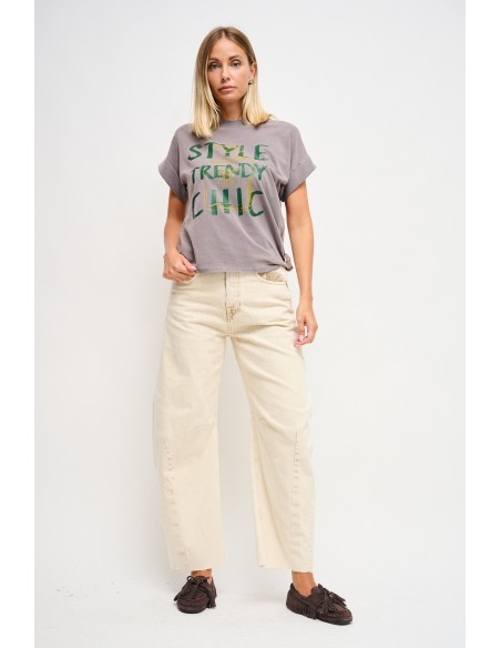 T-Shirt Casual Chic com Estampa Maryley