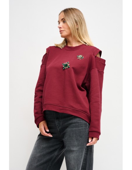 Camisola em felpa com recortes nos ombros e broches jóia Maryley
