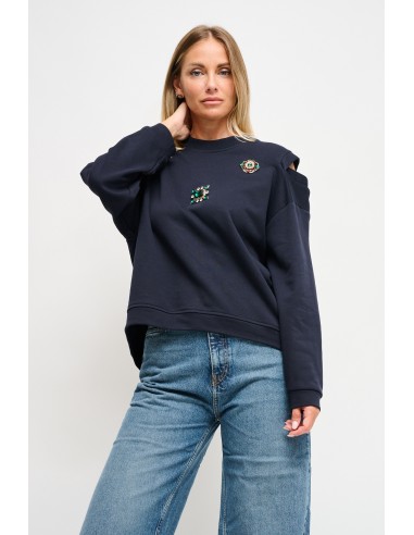 Sweatshirt com recortes nos ombros e broches com pedraria Maryley