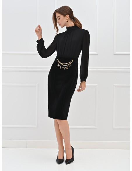 Vestido efeito 2 peças Top em georgette e saia em veludo com correntes e pendentes Rinascimento