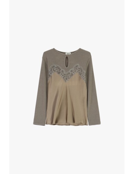 Camisola com Aplicação em Renda e Decote em Gota Dixie