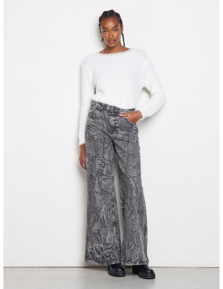 Camisola Fluffy com Pérolas e Strass Gola Redonda Rinascimento