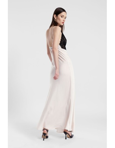 Vestido Longo com Inserções em Renda e Alças Finas Dixie