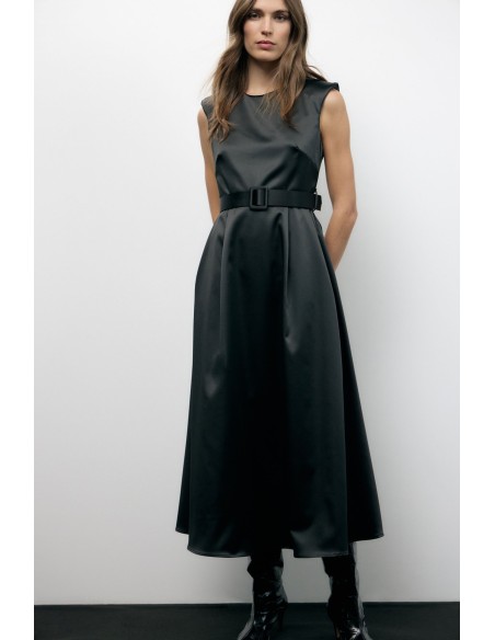 Vestido Longo Com Cinto E Corte Evasé Dixie