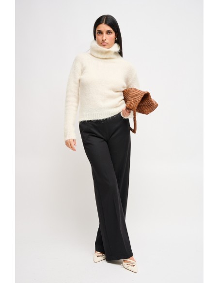 Camisola cropped de gola alta em mohair Maryley