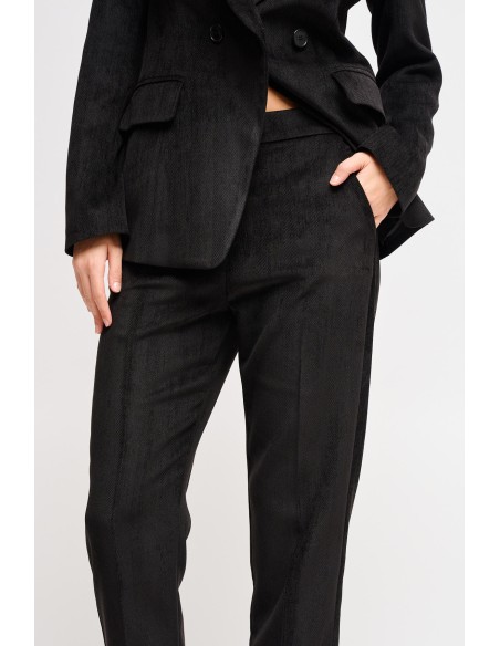 Conjunto Blazer de Abotoamento Duplo e Calças Cigarette Maryley