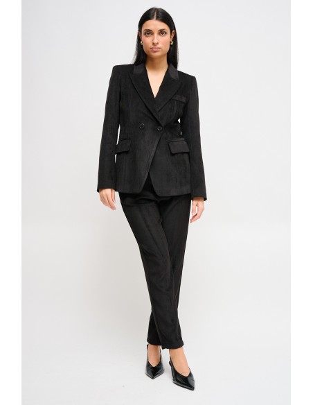 Conjunto com casaco cruzado e calças cigarrete Maryley