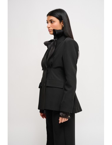 Blazer de abotoamento duplo com detalhes em cetim Maryley