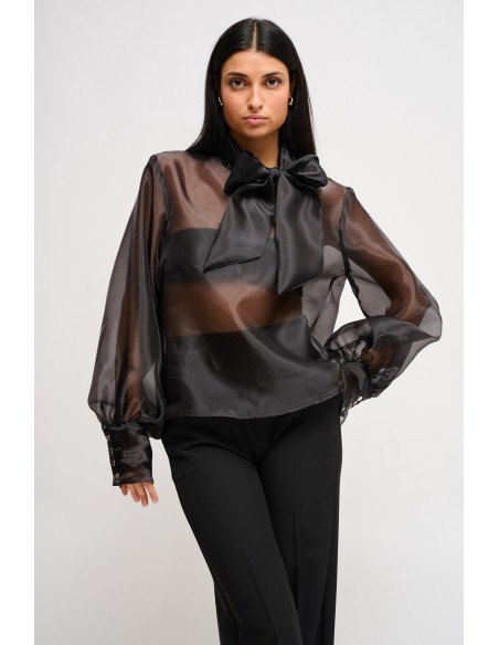 Blusa em raso semitransparente Maryley