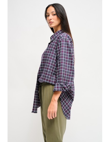 Camisa xadrez oversize com broche de jóia Maryley