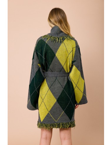 Cardigan com franjas. Faixa na cintura e padrão argyle Maryley