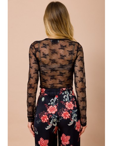 Blusa em renda decote redondo slim fit manga comprida Maryley