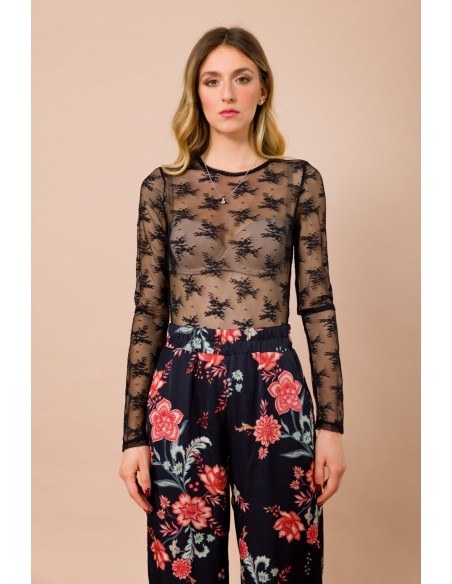 Body em Renda, Gola Redonda, Slim Fit, Manga Longa Maryley