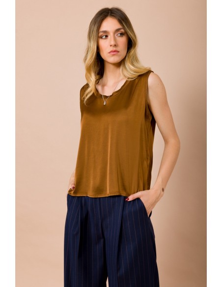 Top com gola redonda em cetim de viscose Maryley