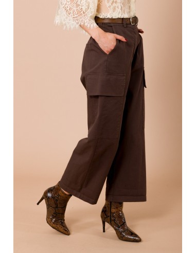 Calças cargo com dobra. Cintura na cintura e elástico na parte de trás Maryley