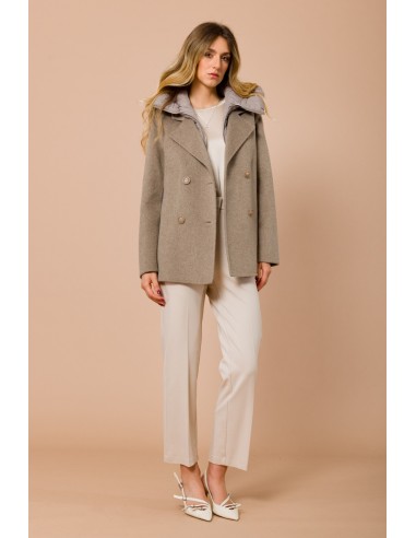 Casaco curto de abotoamento duplo com enchimento ecológico combinado e capuz Maryley